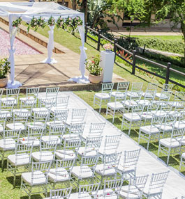 meander manor