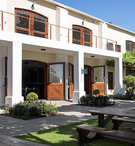 Eat at Perdeberg